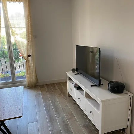 Au Coeur Du Faubourg - Atelier Marin Apartment *